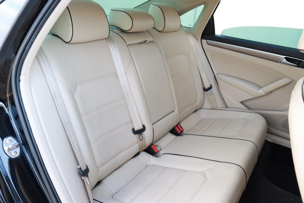 Volkswagen Passat  2016