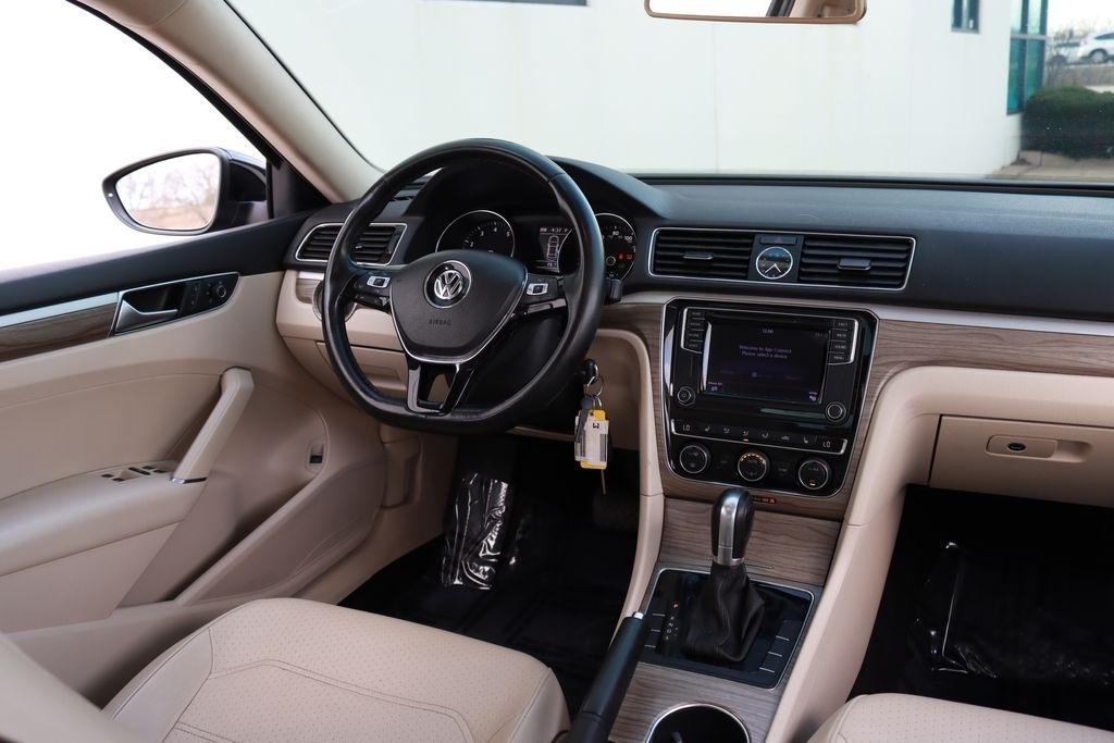 Volkswagen Passat  2016
