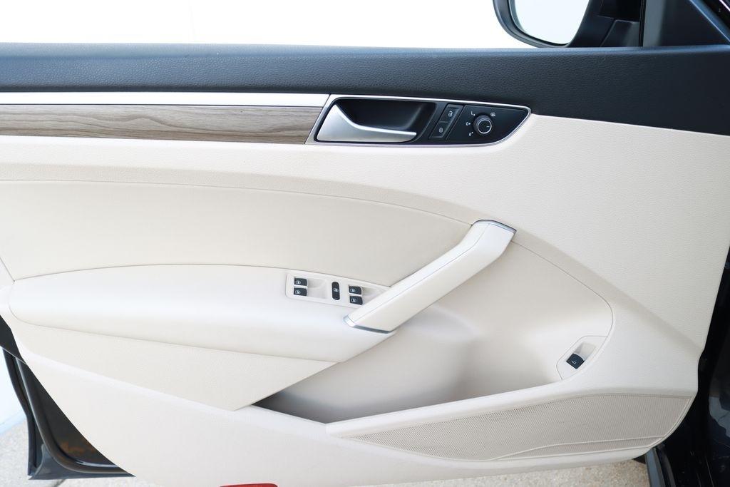 Volkswagen Passat  2016