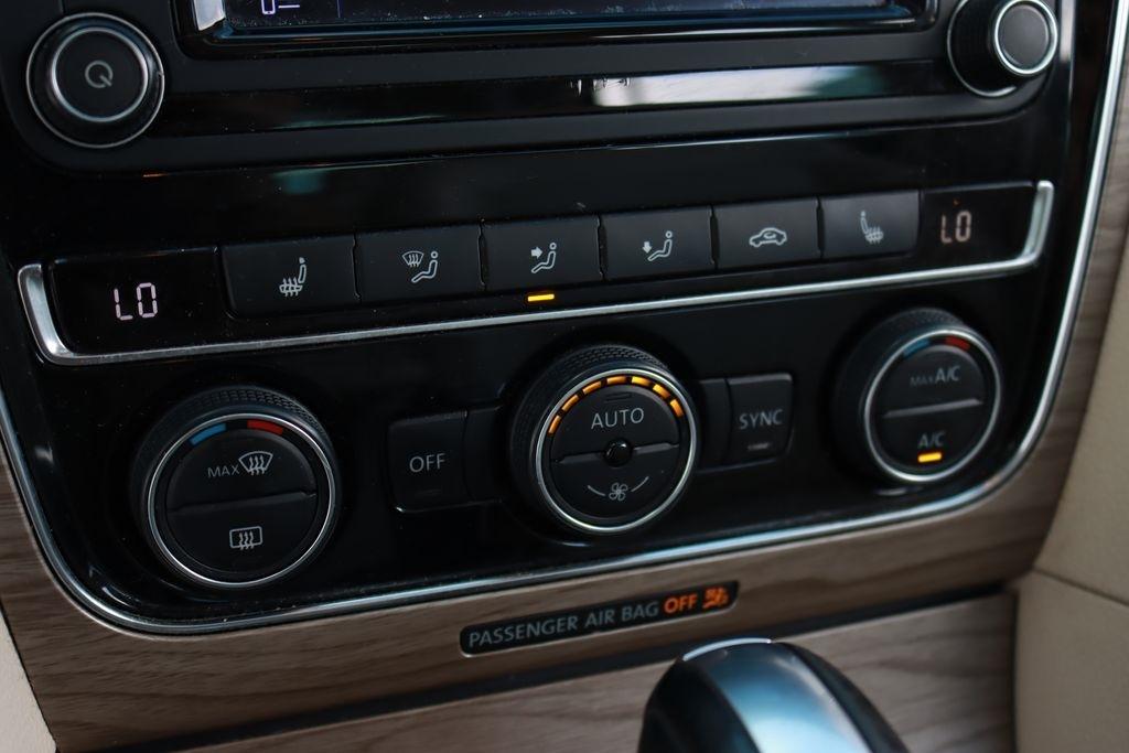 Volkswagen Passat  2016