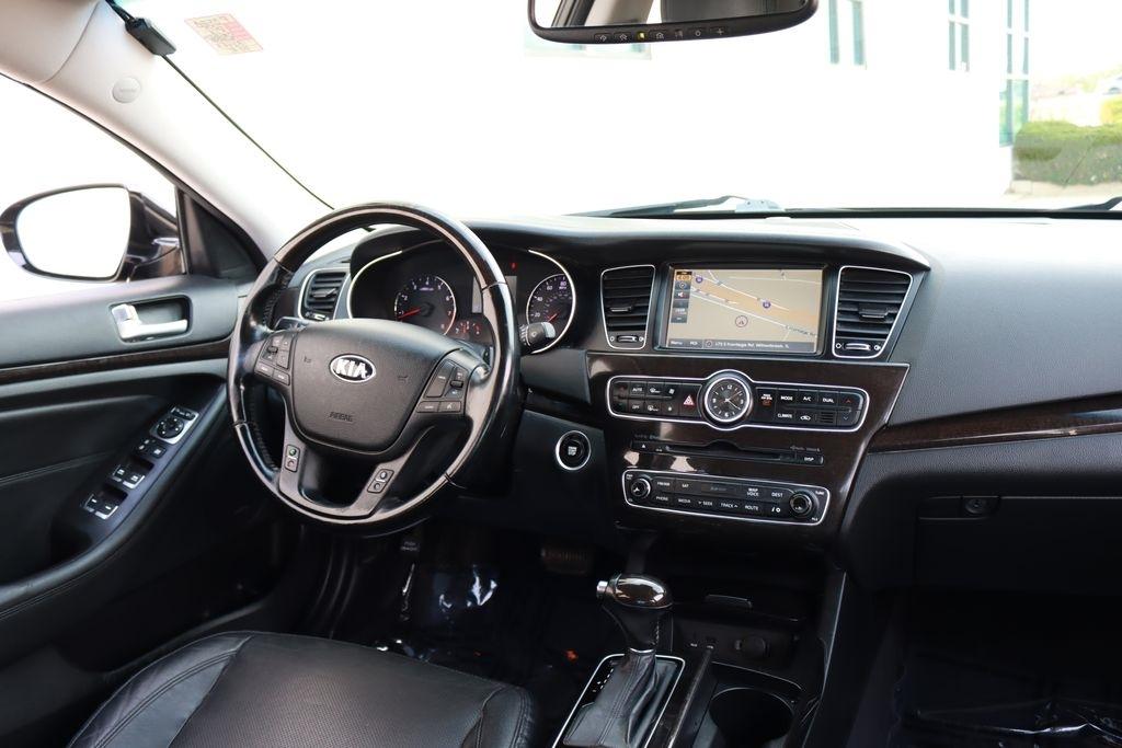 Kia Cadenza  2015