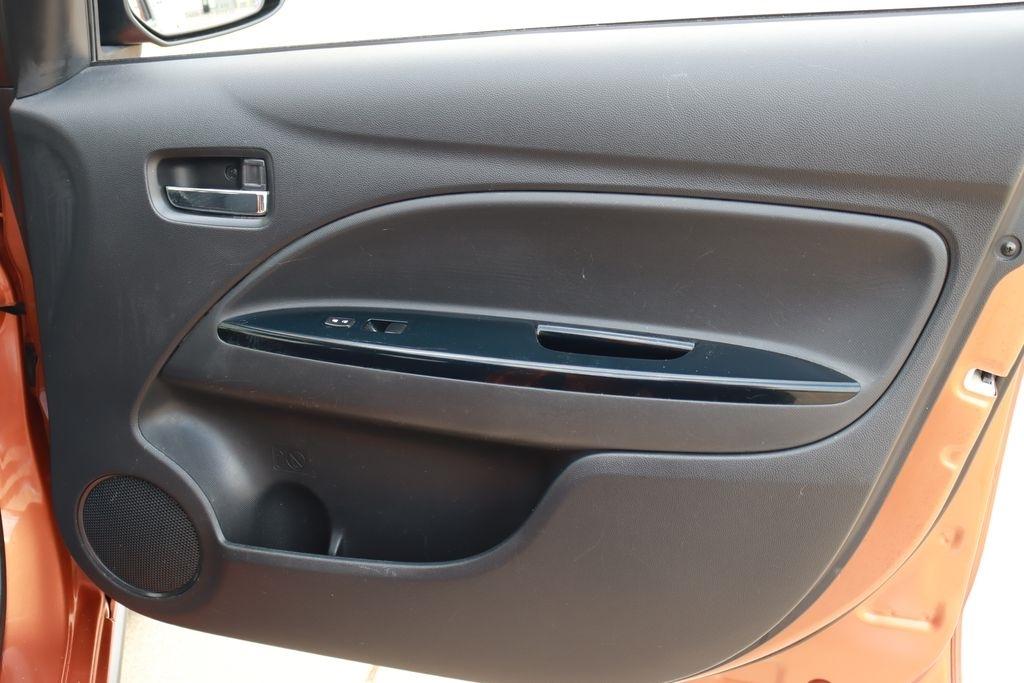 Mitsubishi Mirage  2017