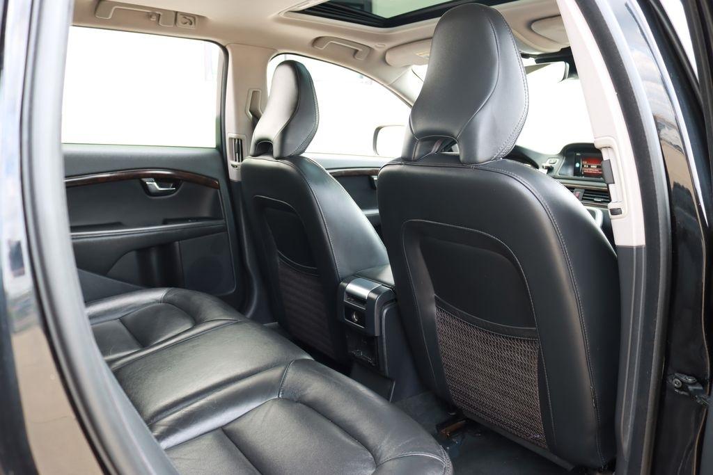 Volvo XC70  2016