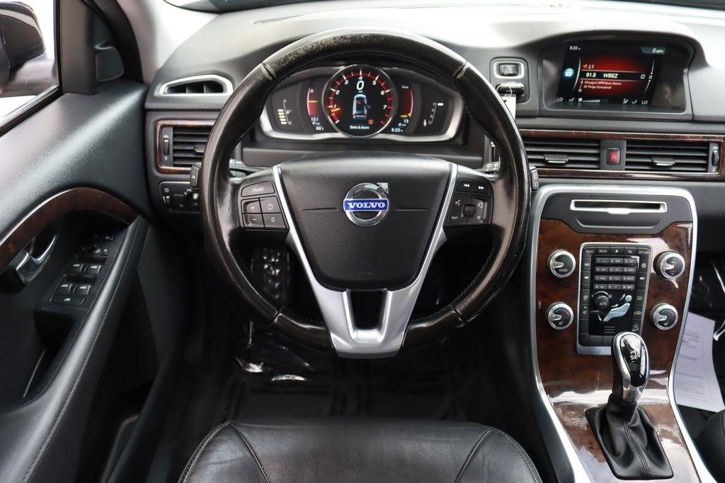 Volvo XC70  2016