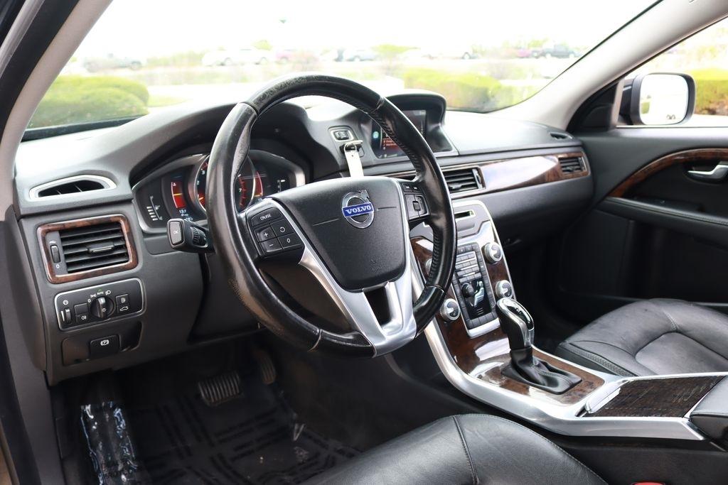 Volvo XC70  2016