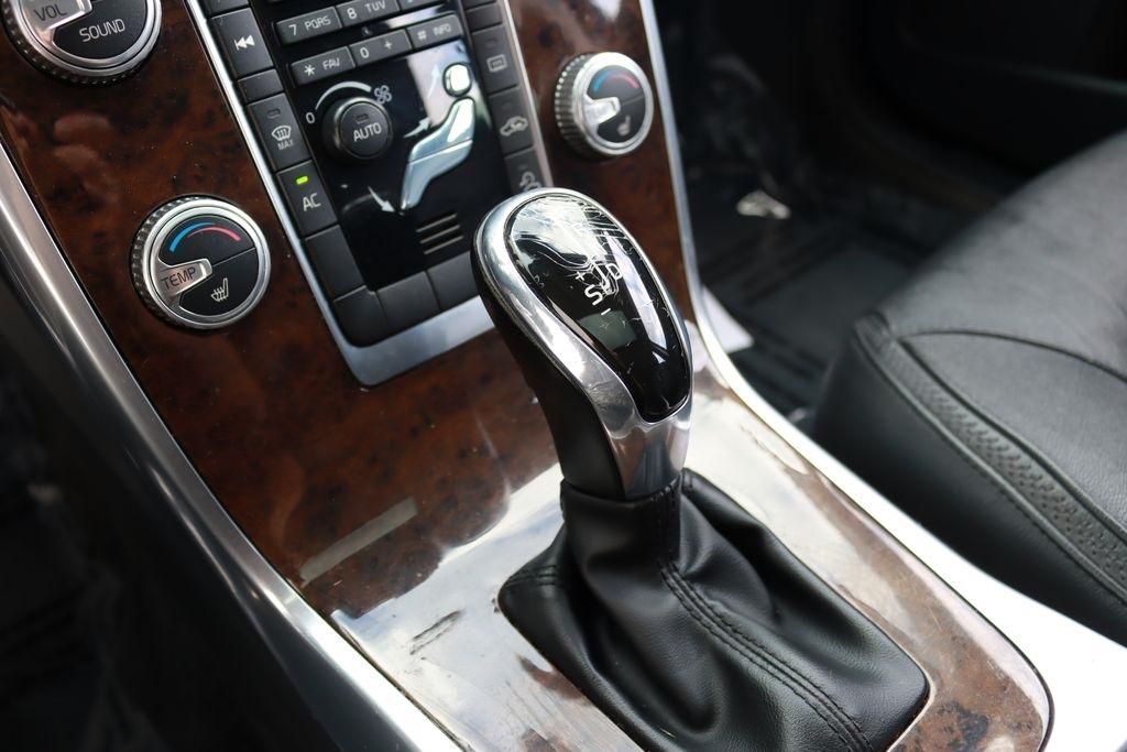 Volvo XC70  2016