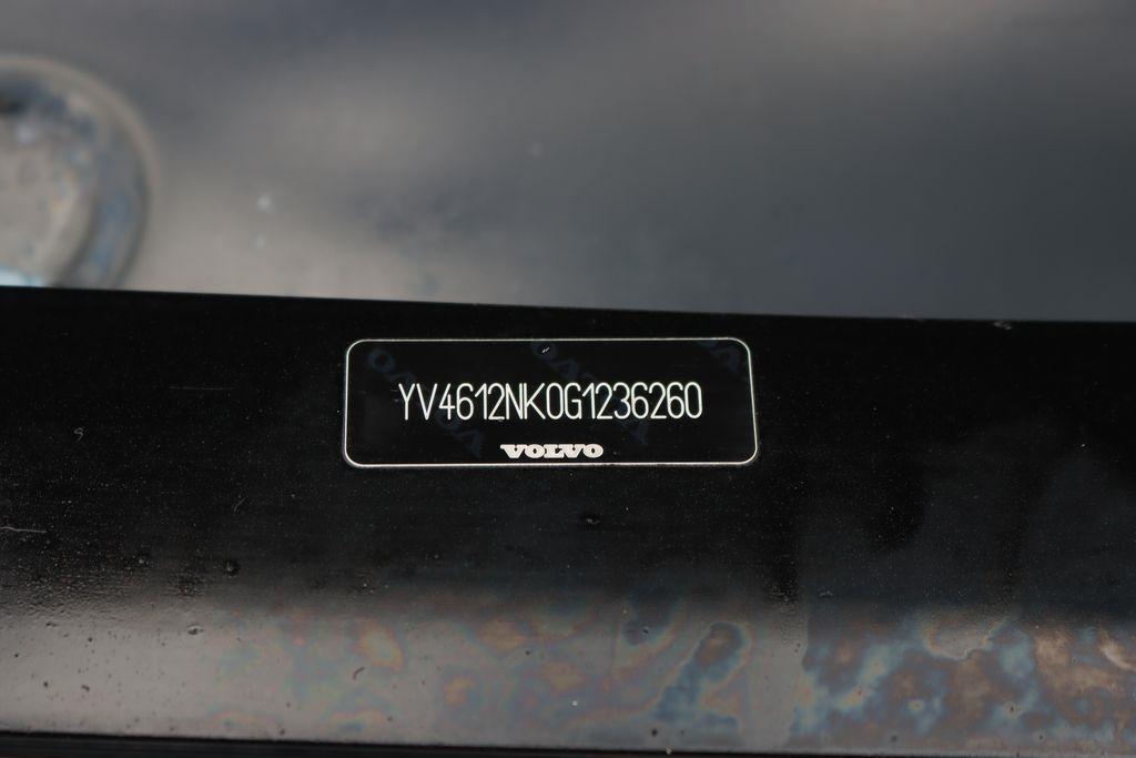 Volvo XC70  2016
