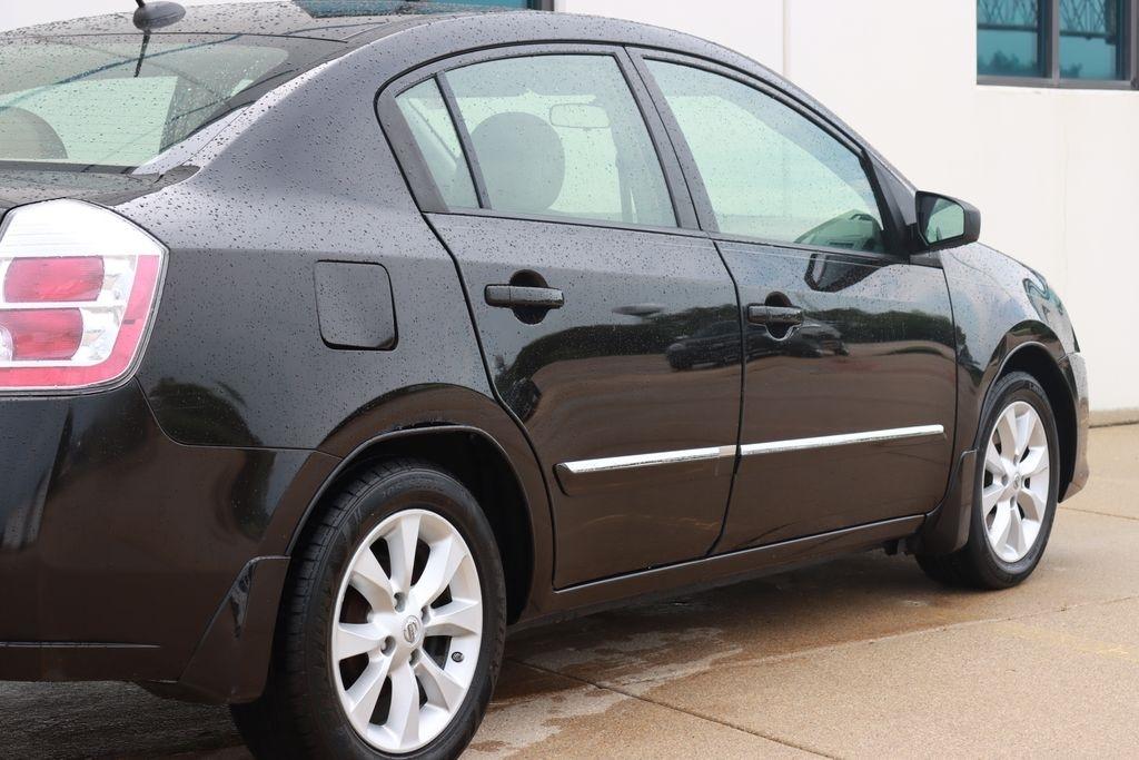 Nissan Sentra  2010