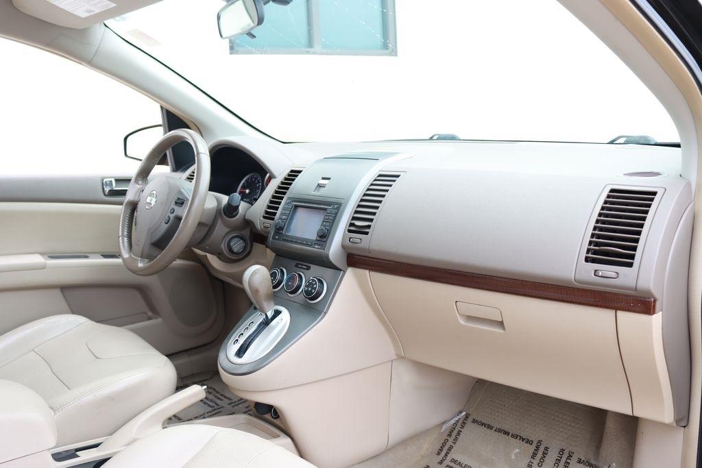 Nissan Sentra  2010