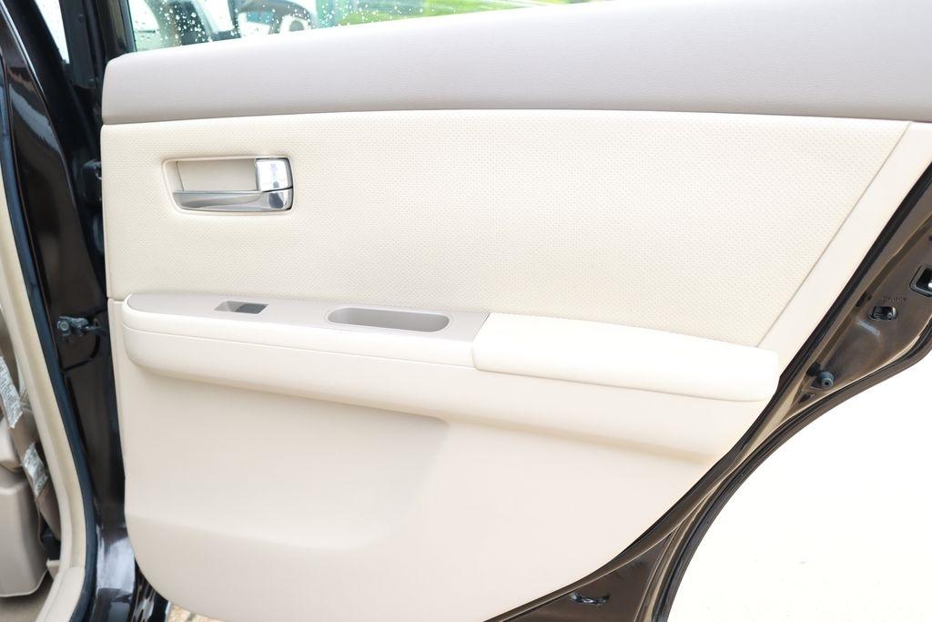 Nissan Sentra  2010