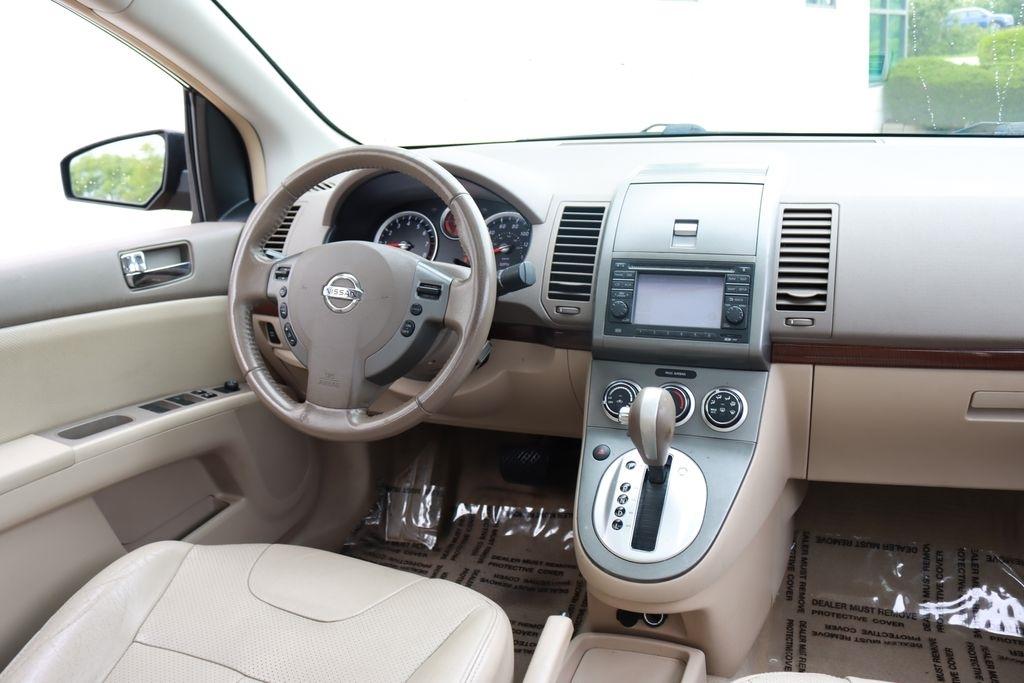 Nissan Sentra  2010