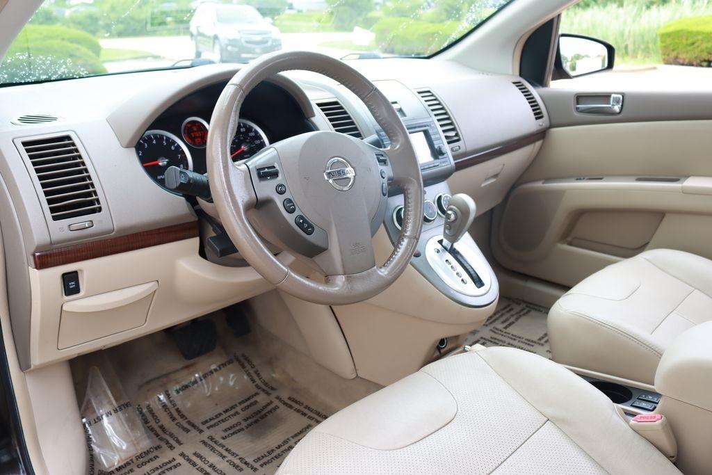 Nissan Sentra  2010