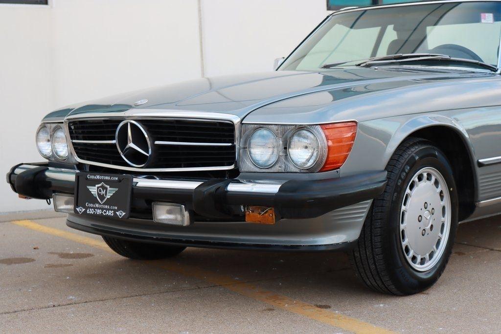 Mercedes-Benz 560 SL  1988