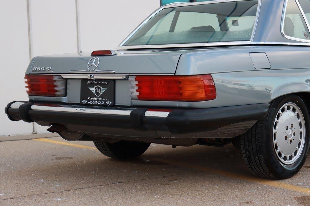 Mercedes-Benz 560 SL  1988
