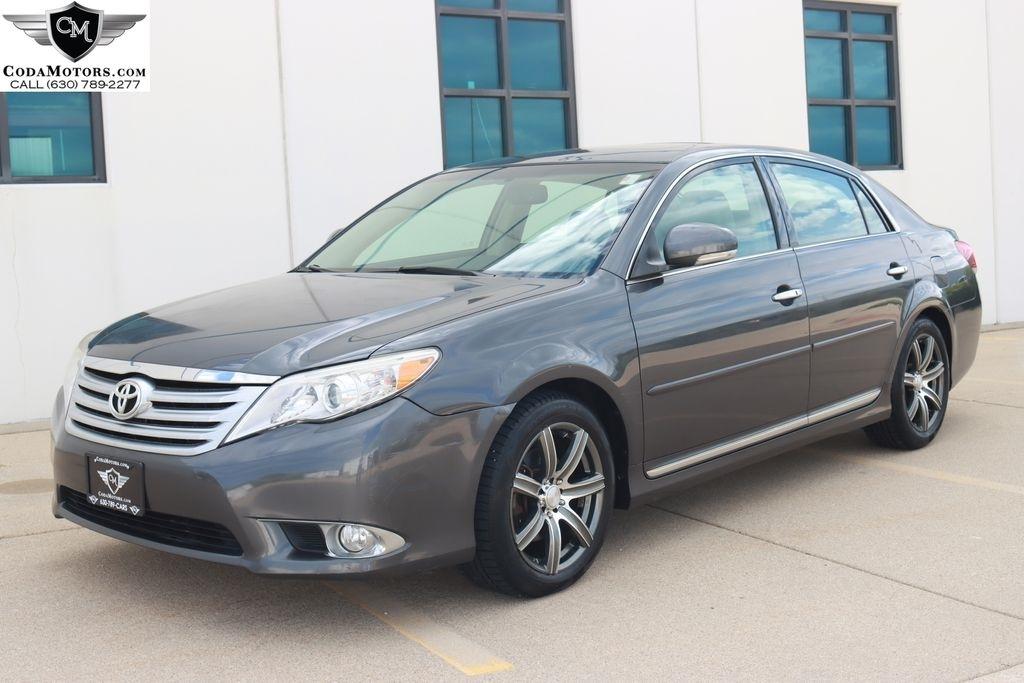 Toyota Avalon  2011