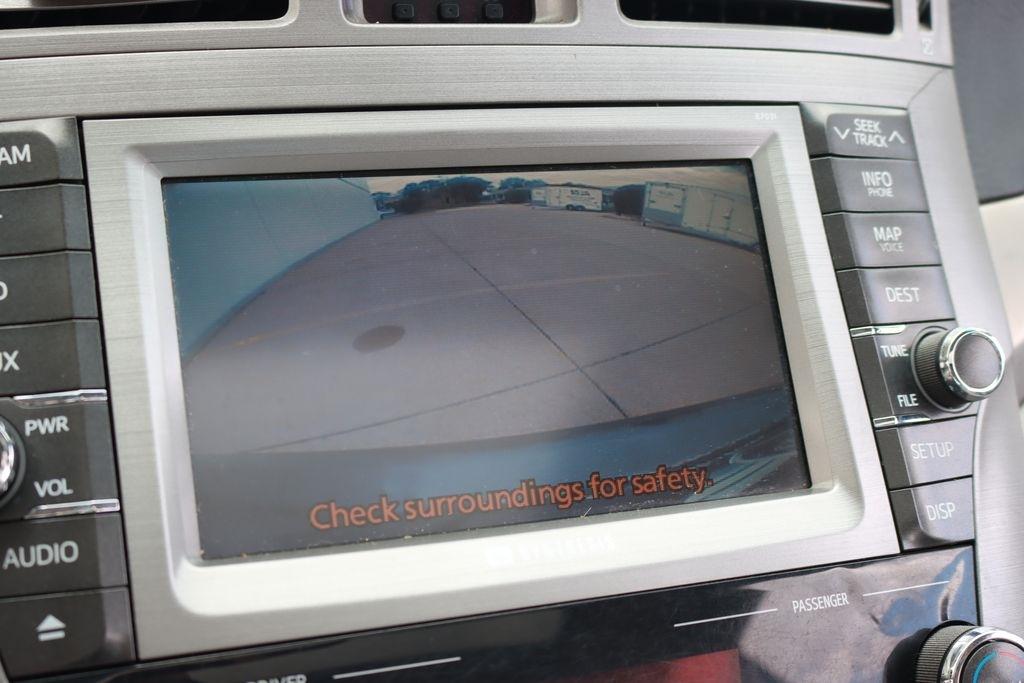 Toyota Avalon  2011