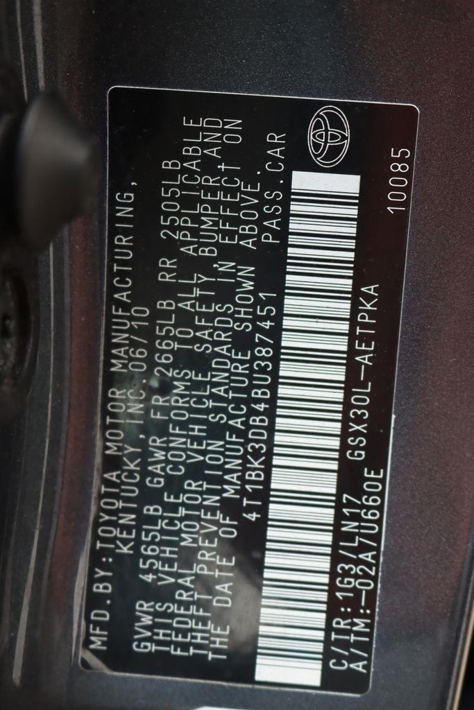 Toyota Avalon  2011