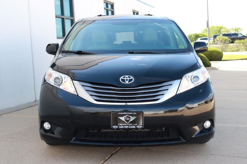 Toyota Sienna  2015