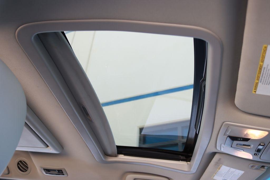 Toyota Sienna  2015