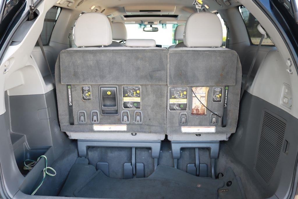 Toyota Sienna  2015