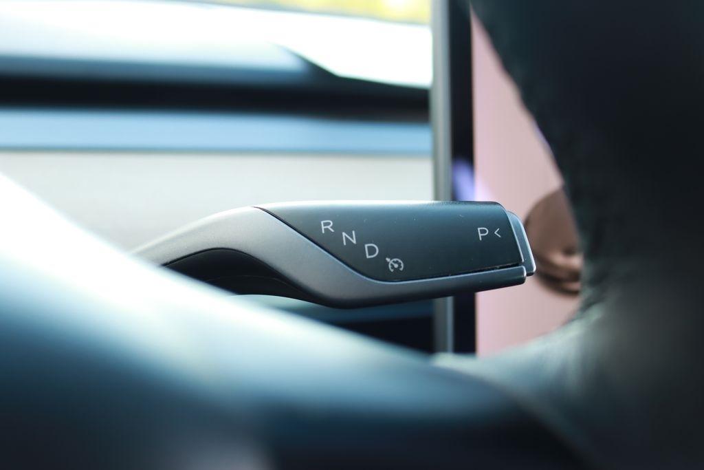 Tesla Model 3  2021