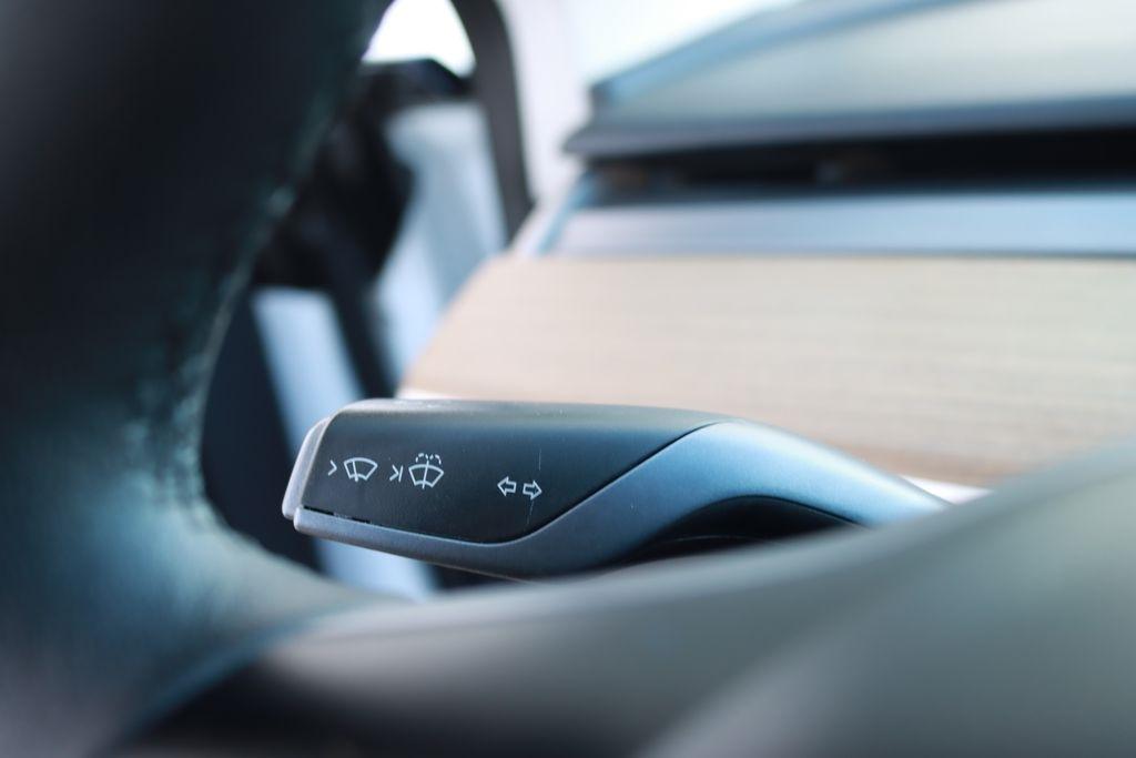Tesla Model 3  2021