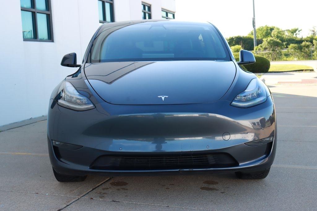 Tesla Model Y  2020