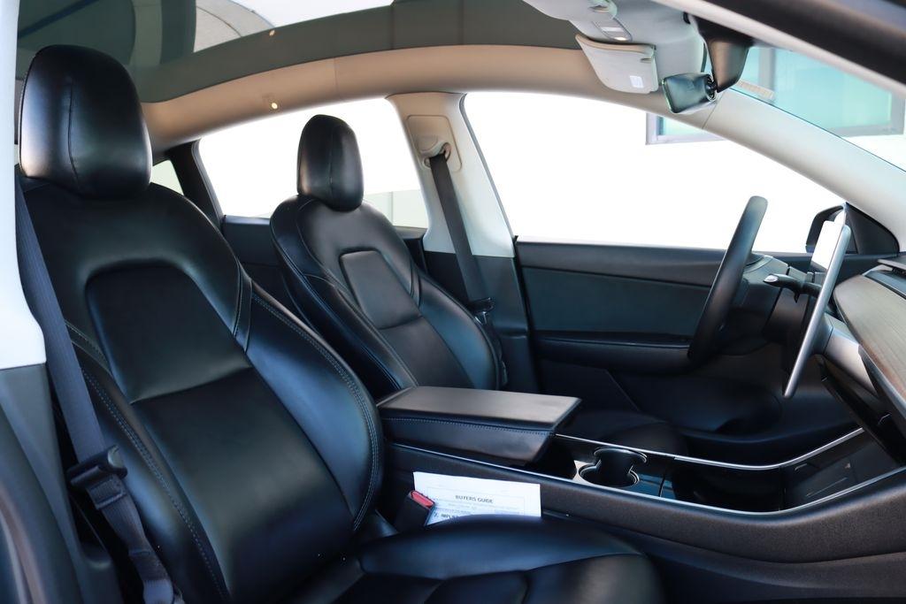 Tesla Model Y  2020