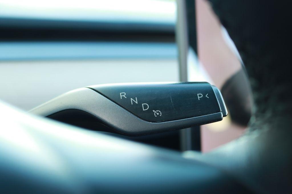 Tesla Model Y  2020