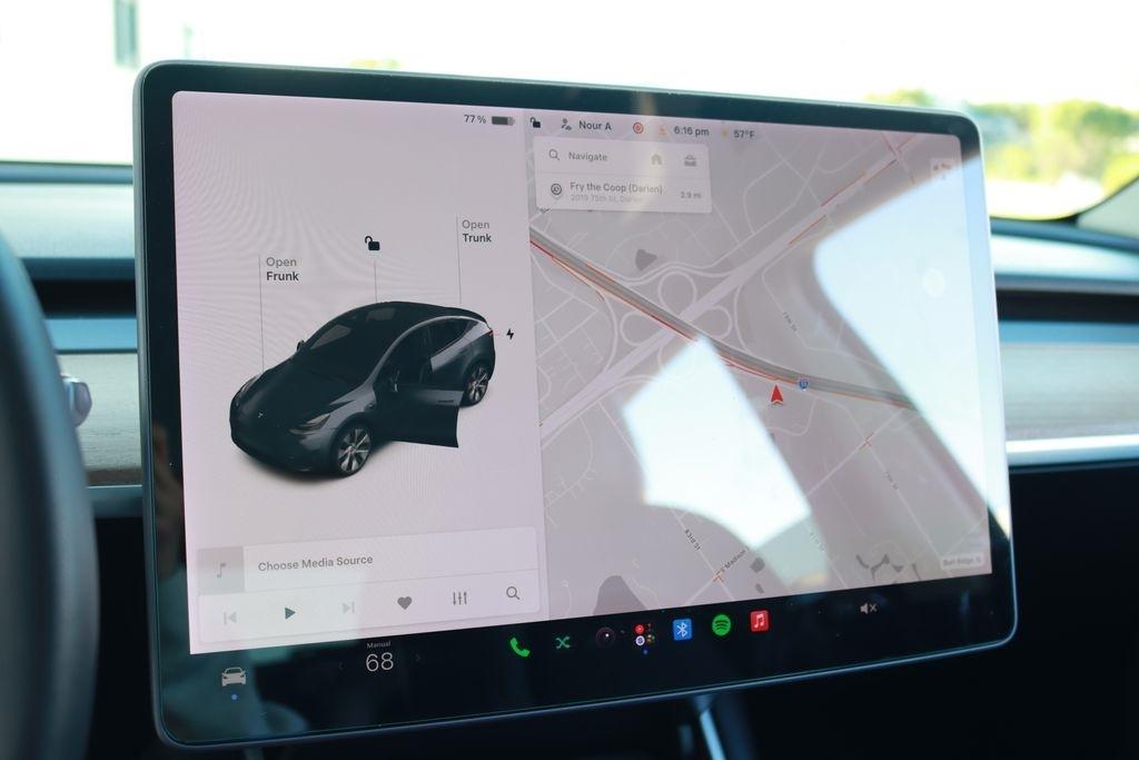 Tesla Model Y  2020