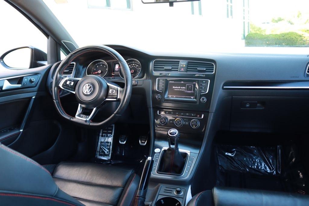 Volkswagen GTI  2015