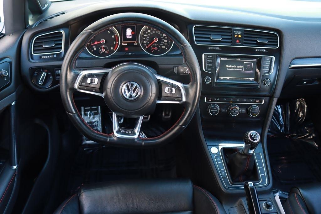Volkswagen GTI  2015