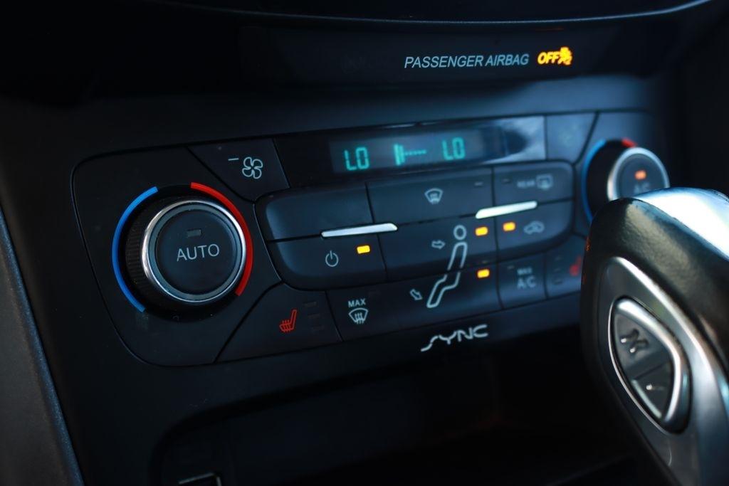 Ford Focus  2015