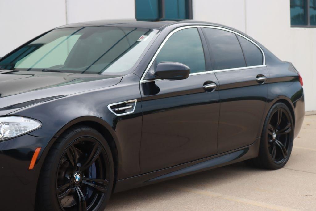 BMW M5  2013