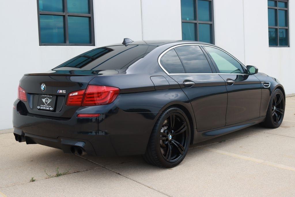 BMW M5  2013