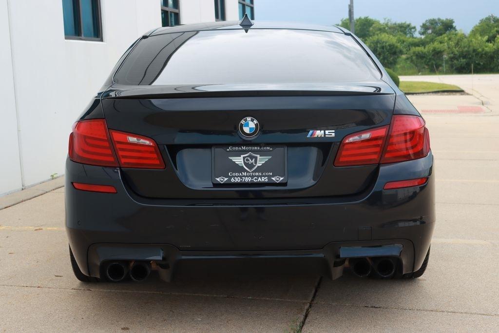 BMW M5  2013