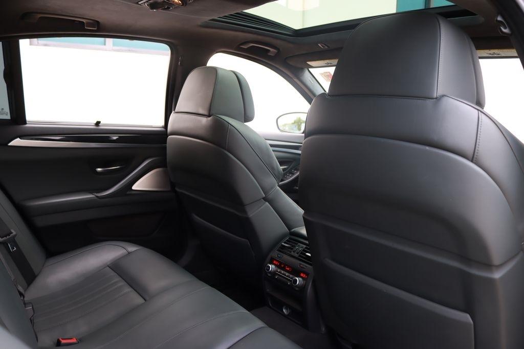BMW M5  2013