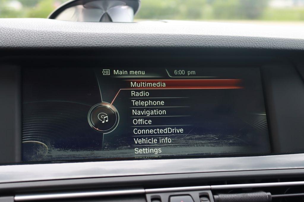 BMW M5  2013