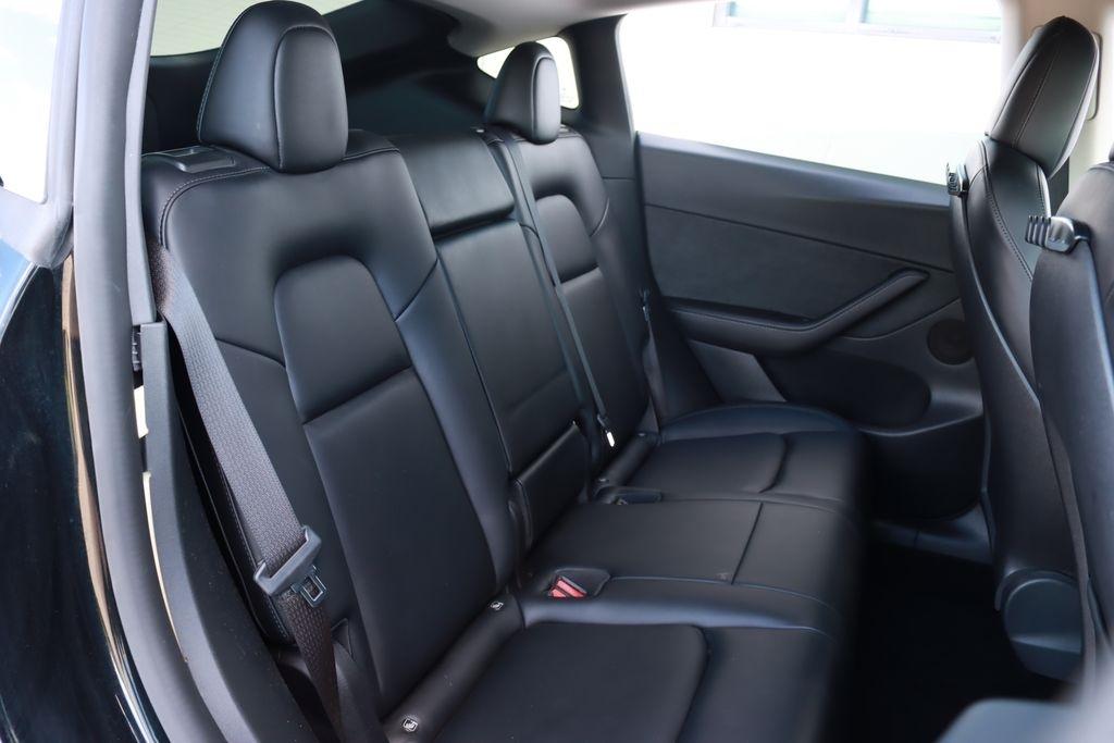 Tesla Model Y  2022