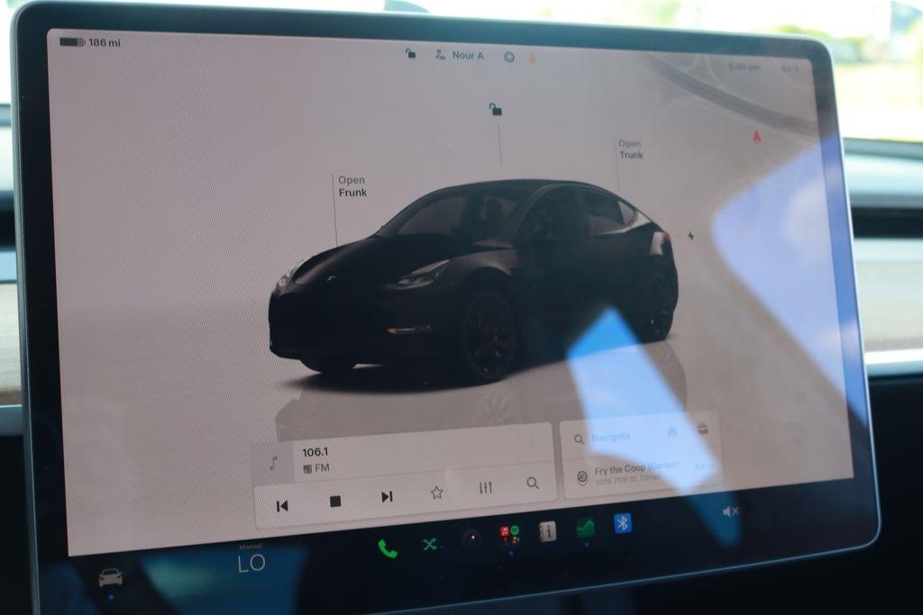 Tesla Model Y  2022