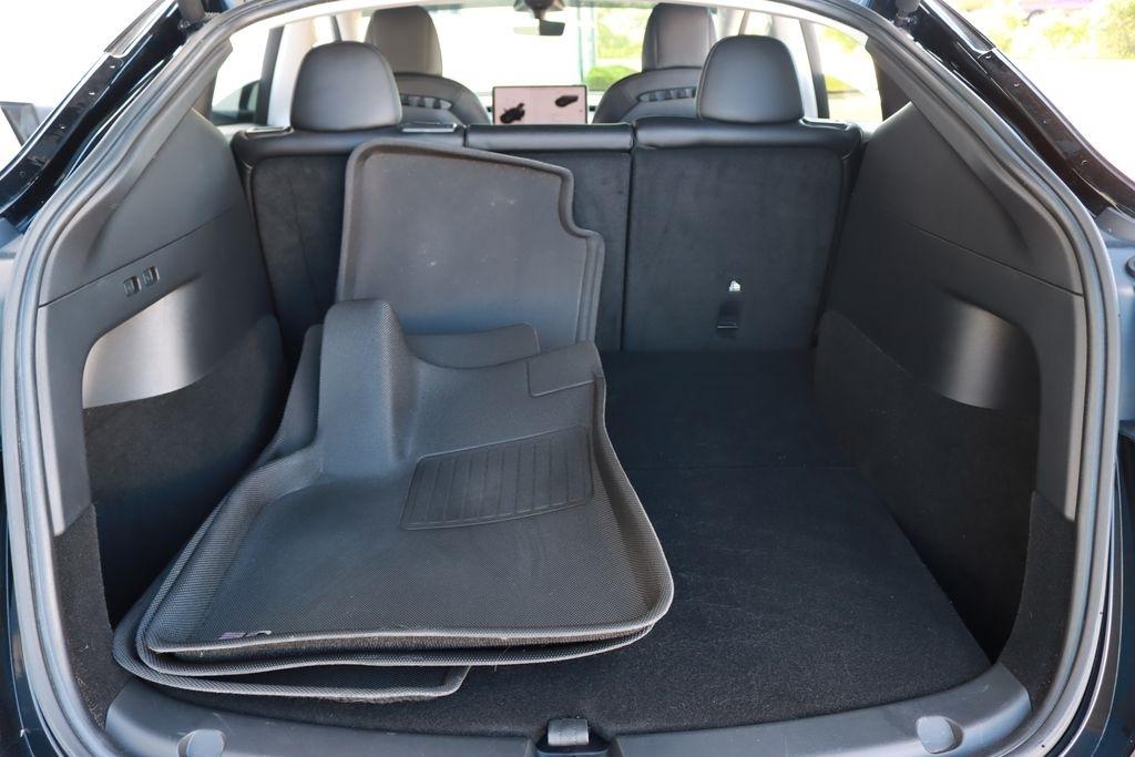 Tesla Model Y  2022