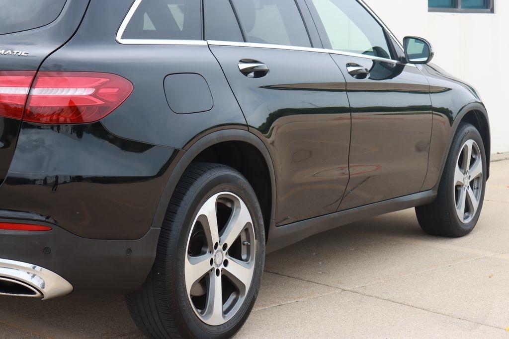 Mercedes-Benz GLC-Class  2016