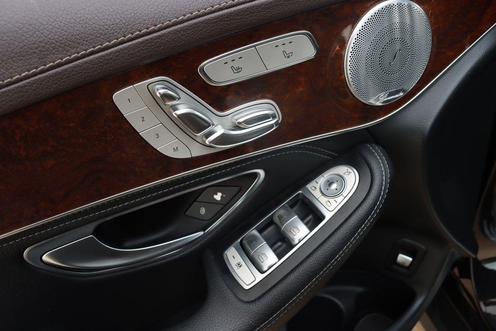 Mercedes-Benz GLC-Class  2016