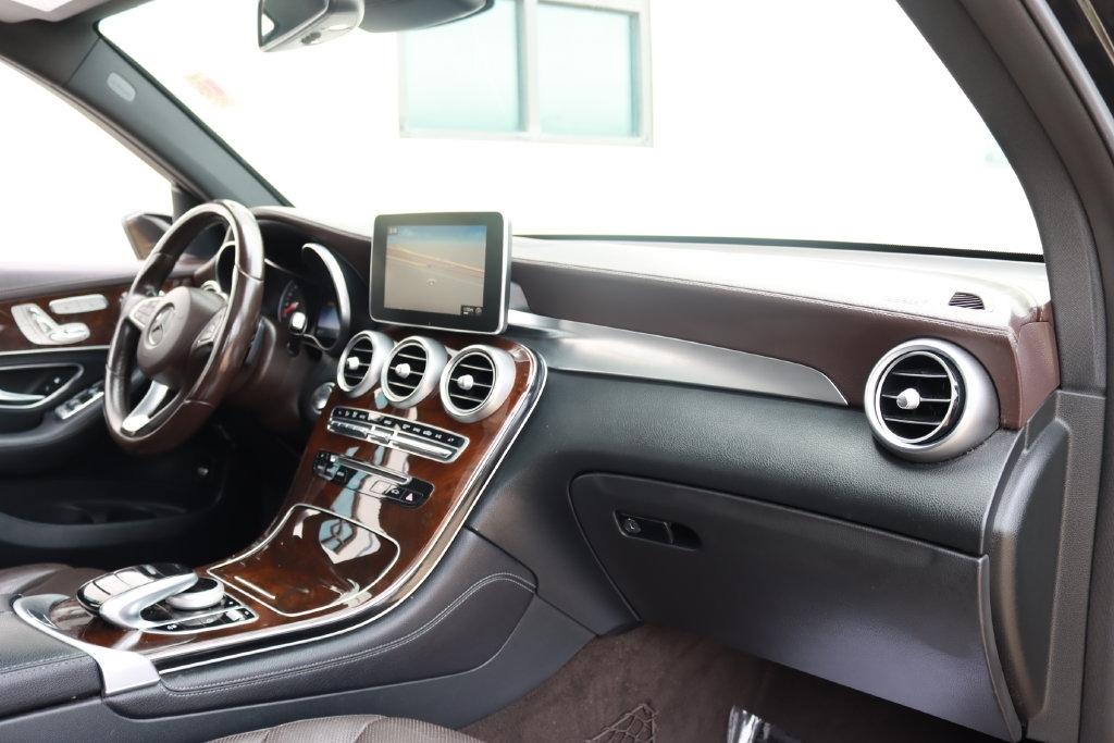 Mercedes-Benz GLC-Class  2016