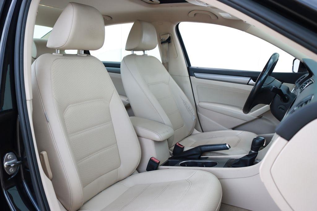 Volkswagen Passat  2014
