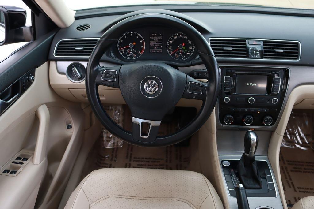 Volkswagen Passat  2014