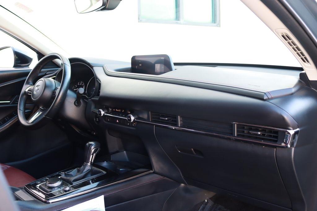 Mazda CX-30  2025
