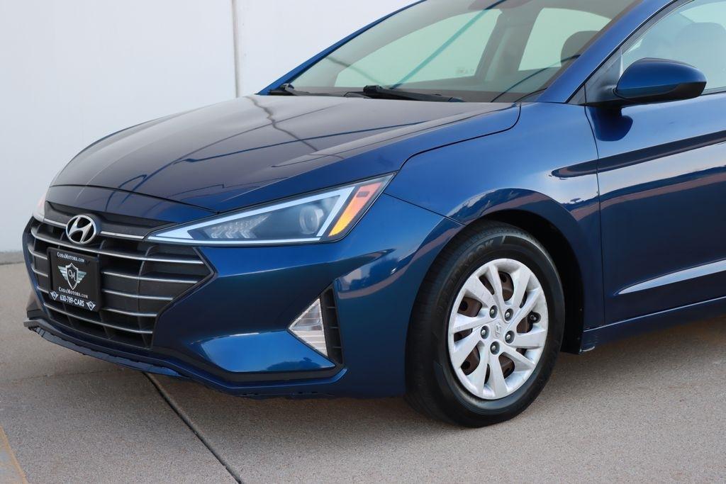 Hyundai Elantra  2019
