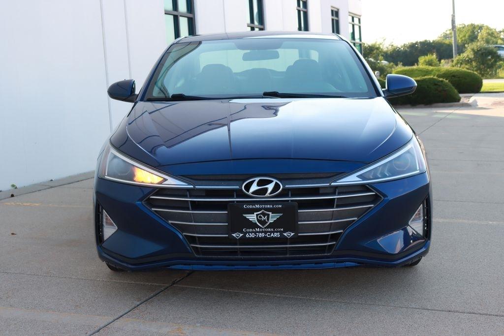 Hyundai Elantra  2019