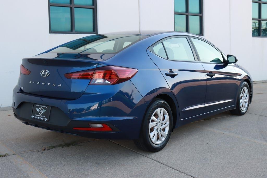 Hyundai Elantra  2019
